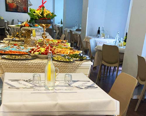 Set table and buffet